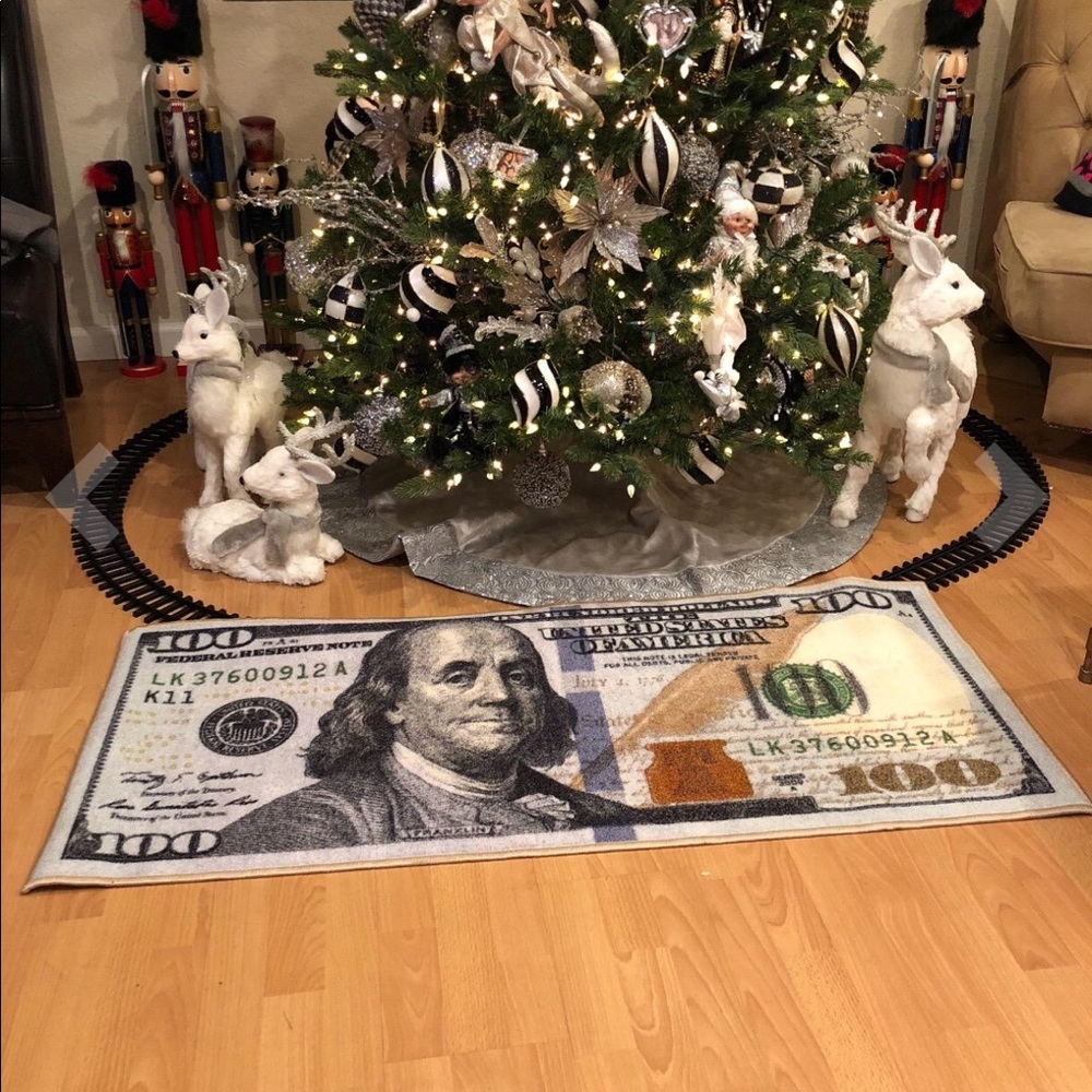 Blue Face Dollar Rug